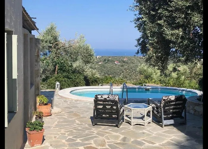 Vila Hikers Trail 5 & 6 *