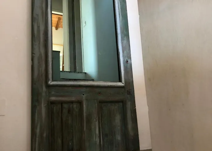 Vila Hikers Trail 5 & 6 Moni Evaggelistrias