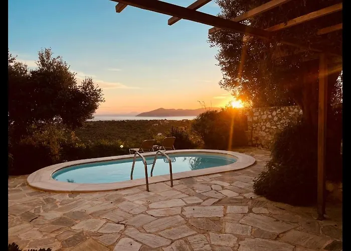 Hikers Trail 5 & 6 * Moni Evaggelistrias