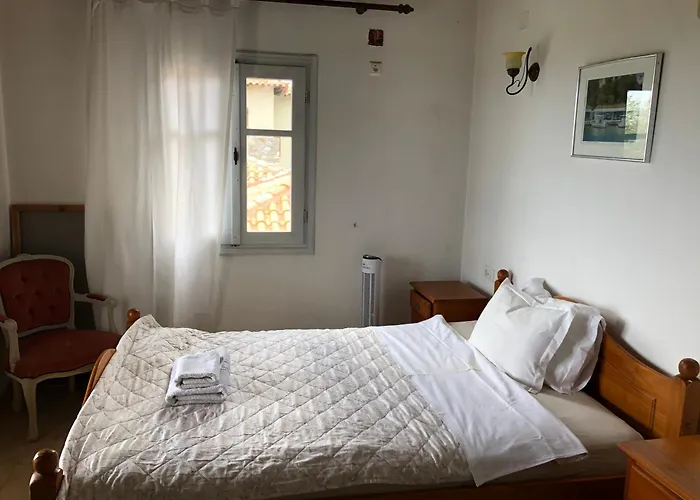 Hikers Trail 5 & 6 Moni Evaggelistrias